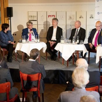 Ursula Weidenfeld, Reinhard Houben, Dieter Janecek, Bernd Westphal, Peter Altmaier (v. l.)